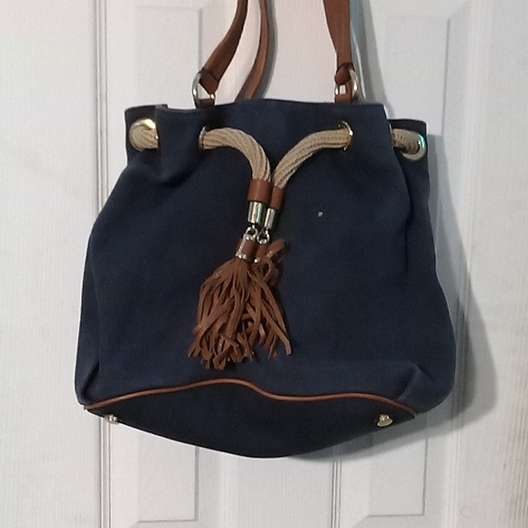 Mk bucket tote - Picture 2 of 3